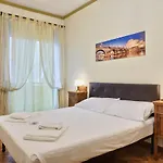 Torino Subway Apartment